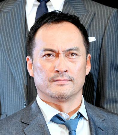 　山崎豊子さんの死を悼んだ渡辺謙