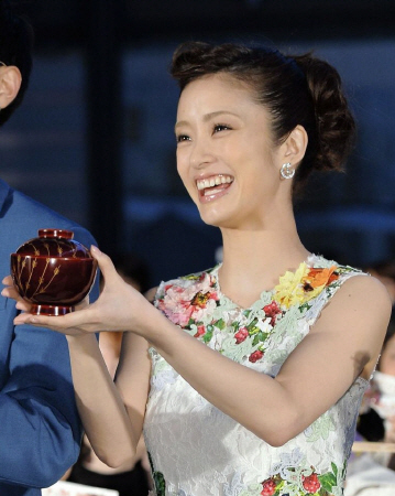 　“映画恐怖症”であることを明かした上戸彩