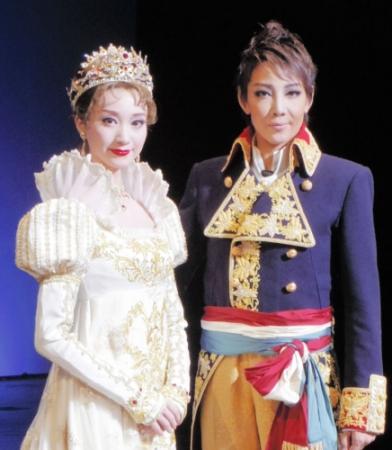 柚希礼音 宝塚100周年 一丸で 芸能 デイリースポーツ Online 柚希礼音 宝塚100周年 一丸で 芸能 デイリースポーツ Online