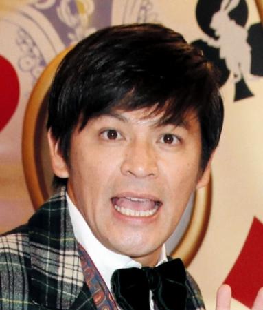 ウーマンラッシュアワーを絶賛した岡田圭右