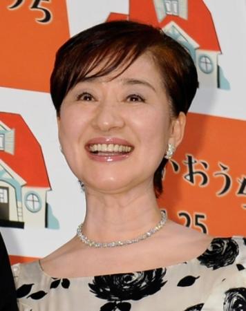 映画「小さいおうち」“家族の秘密”試写会でフォトセッションする松居一代＝東京・スペースＦＳ汐留