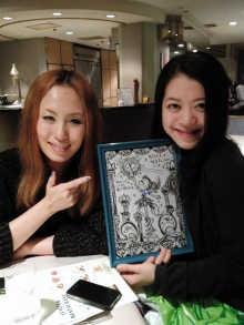 親友の鈴木明子選手にエールを送ったＭｅｔｉｓ＝東京・六本木　