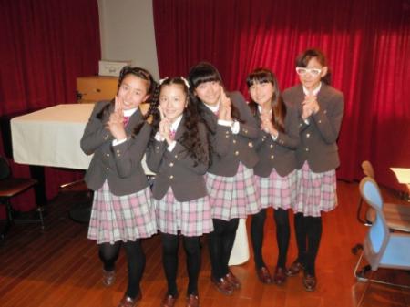 姫路のご当地アイドル「姫っ娘５」の面々（左から咲希、麗沙、美南、凜梨、華奈）