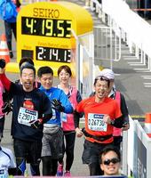 東京マラソンで宮根誠司が４時間半切り