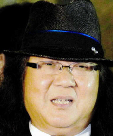 　ミュージシャンのミッキー吉野