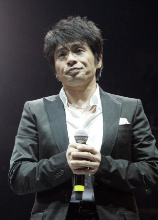 覚せい剤所持容疑で逮捕されたＡＳＫＡ容疑者