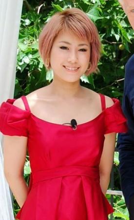 父・さんまを気遣ったＩＭＡＬＵ＝東京・日比谷パレス