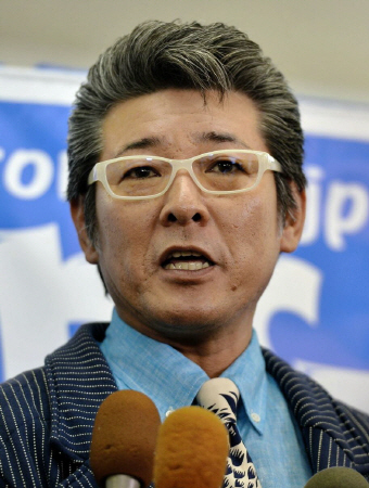 　別居前から別々の寝室で寝起きしていたことを明かした布川敏和