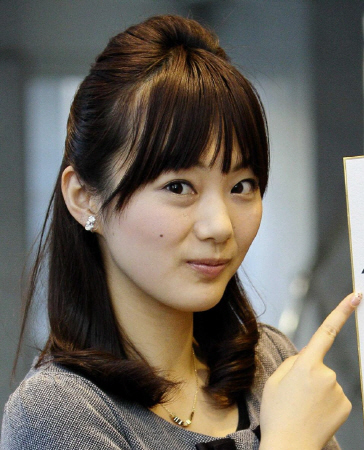 　来年３月に挙式予定であることを報告した関西テレビの高橋真理恵アナウンサー