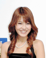 第１子となる男児を出産した酒井彩名