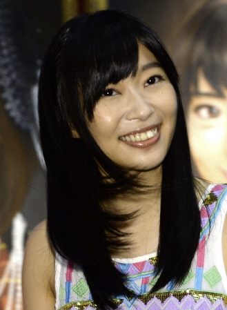 マッサージの機械にハマっていることを告白したＨＫＴ４８の指原莉乃