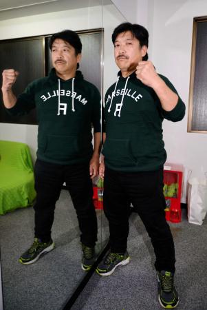 　裸一貫からの再起を誓うビッグダディこと林下清志＝都内（撮影・開出　牧）