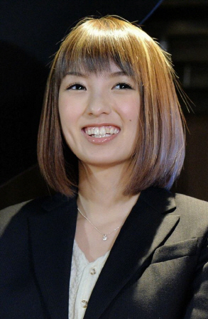 焼肉女としての役柄を話した南明奈＝東京都内