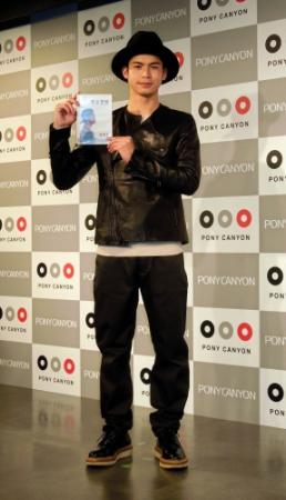 ＤＶＤをＰＲした“てっちゃん”こと菅谷哲也＝東京・虎ノ門のポニーキャニオン