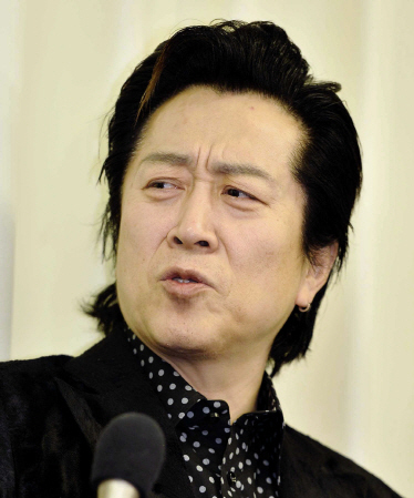 離婚騒動で渦中の高橋ジョージ