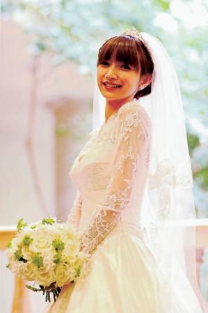 ゴマキ 本物の結婚指輪を披露 芸能 デイリースポーツ Online