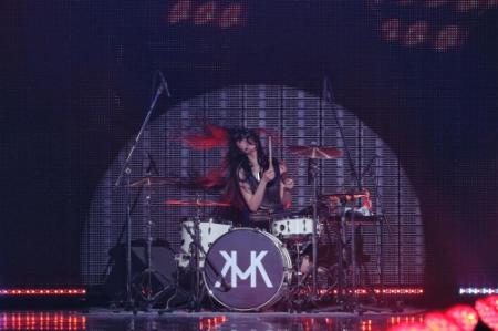 神戸コレクションのセカンドステージのオープニングを飾ったシシド・カフカ