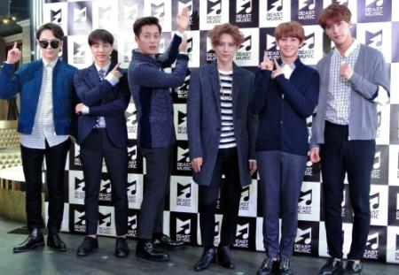 日本国内での独立レーベル立ち上げを発表したＢＥＡＳＴ＝東京・麻布十番