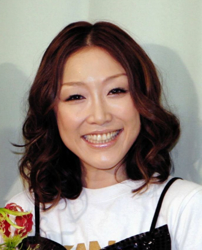 赤ちゃんのオナラにビックリしたクワバタオハラの小原正子