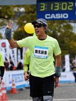 鶴見辰吾　横浜マラソン規定距離足りず