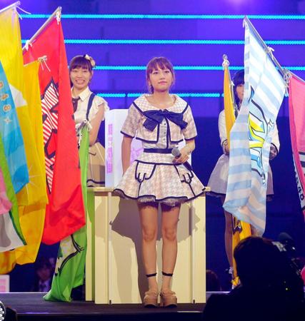 ＡＫＢ48第２回ドラフト会議で開会宣言する高橋みなみ＝有明コロシアム（撮影・堀内翔）
