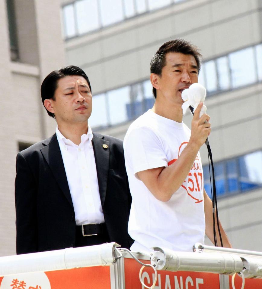 住民投票当日、最後の街頭演説を行った橋下徹氏＝大阪・難波