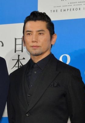 義母・樹木希林の後押しもあって昭和天皇役を演じた本木雅弘＝東京・東新橋のコンラッド東京（撮影・堀内翔）