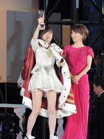 地元福岡で１位返り咲きを果たした指原莉乃＝ヤフオクドーム（撮影・堀内翔）