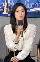 旅の思い出を語る天海祐希＝東京・渋谷のＮＨＫ