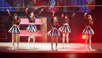 結成１０周年のコンサートで盛り上がる℃-ｕｔｅ＝横浜アリーナ（撮影・田村亮介）