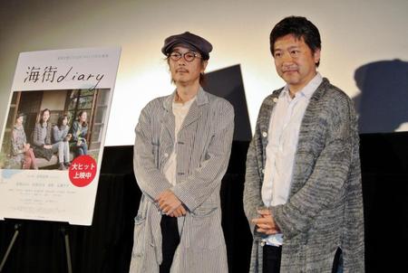 観客の質問に応えたリリー・フランキー（左）と是枝裕和監督＝東京・六本木