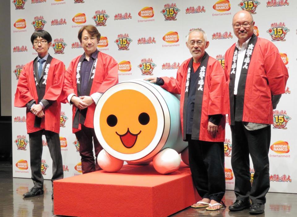 記念ショートアニメションについて語る鈴木敏夫氏（右から２人目）＝東京・東品川