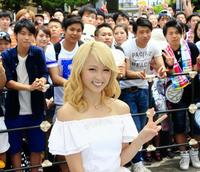 故郷で初の凱旋ライブを行ったＤｒｅａｍ　Ａｍｉ＝大阪府箕面市「みのおキューズモール」