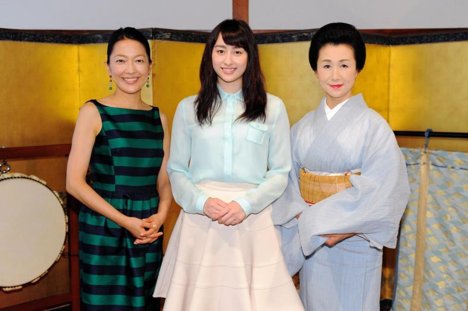 取材会を開いた（左から）羽田美智子、早見あかり、ゆき乃恵めぐみ東京・八王子