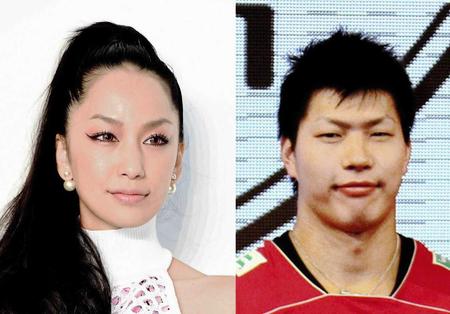 　出会いのシーンが公開された中島美嘉（左）と清水邦広