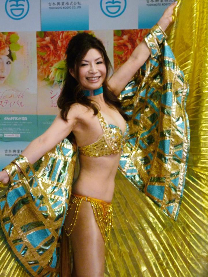 芸能生活３０年記念フェスティバルを開催するシルク