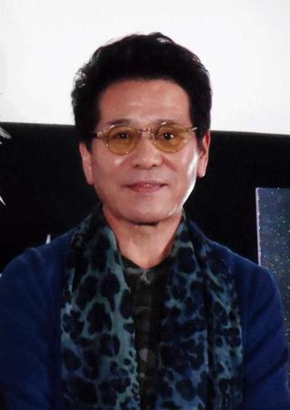 手つなぎ相手について語ったピーコ