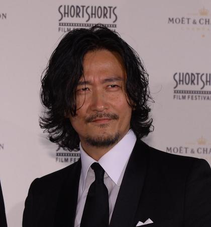 米俳優モーガン・フリーマンの義理の孫娘を追悼した紀里谷和明氏