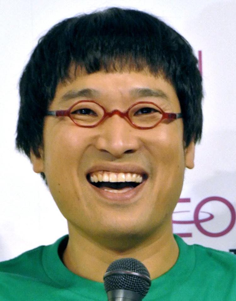 上戸彩への“１０年愛”を明かした山里亮太