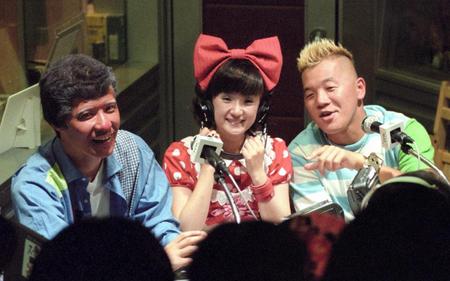 “伝説”のユニット「ポケットビスケッツ」＝１９９８年７月撮影