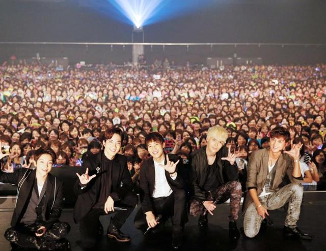 超新星 現在の５人で最後のツアーへ 芸能 デイリースポーツ Online