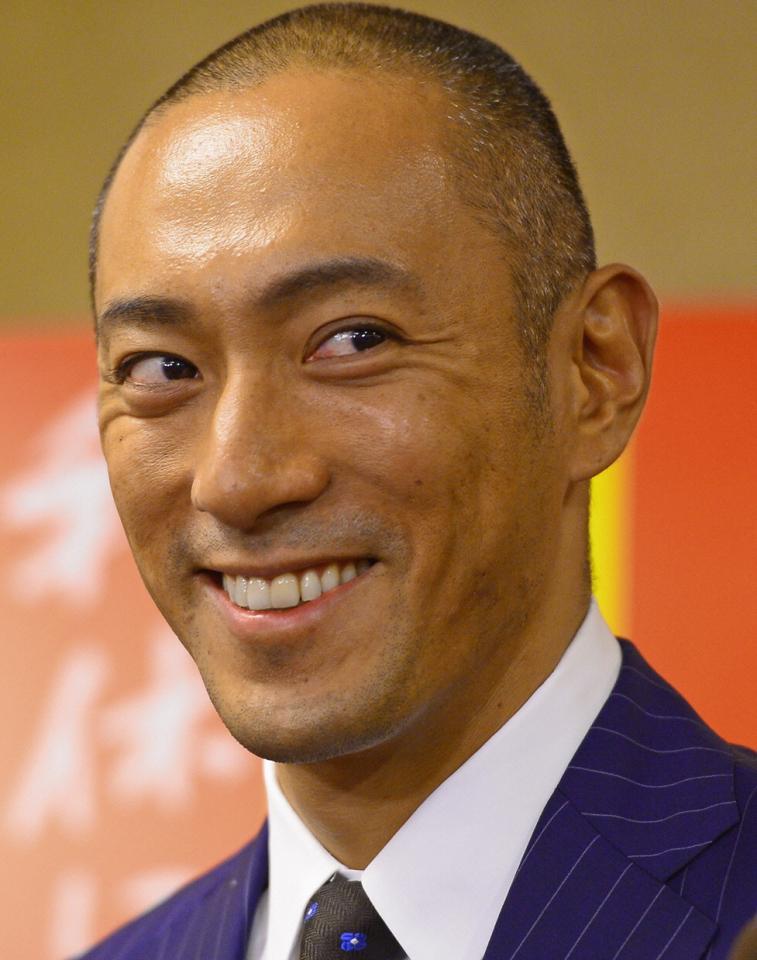 愛児に遭いたい一心で台風の中を帰京した歌舞伎俳優の市川海老蔵