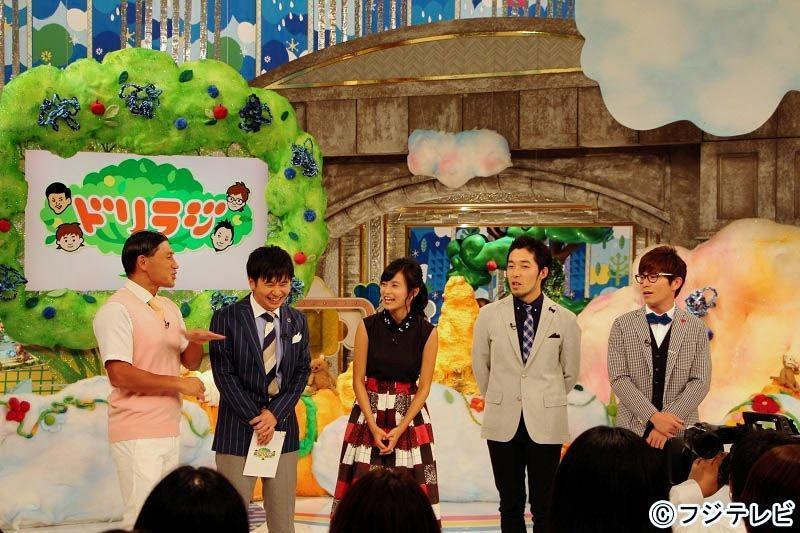 「ドリラジ」で赤裸々なトークを展開した小島瑠璃子（中央）、左はオードリーの春日、若林。右はオリエンタルラジオの中田、藤森（C）フジテレビ