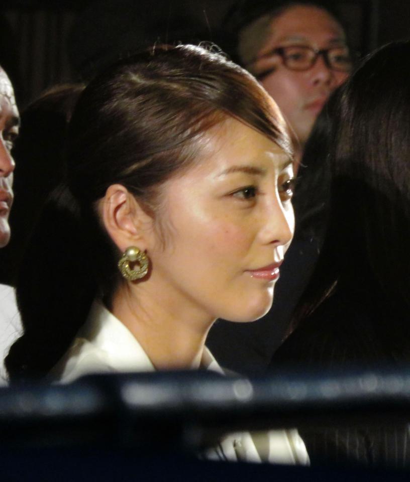 芸能事務所の女社長役を熱演する熊切あさ美＝東京・代々木第二体育館 