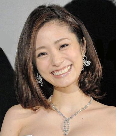 澤穂希に“男前”と評された上戸彩