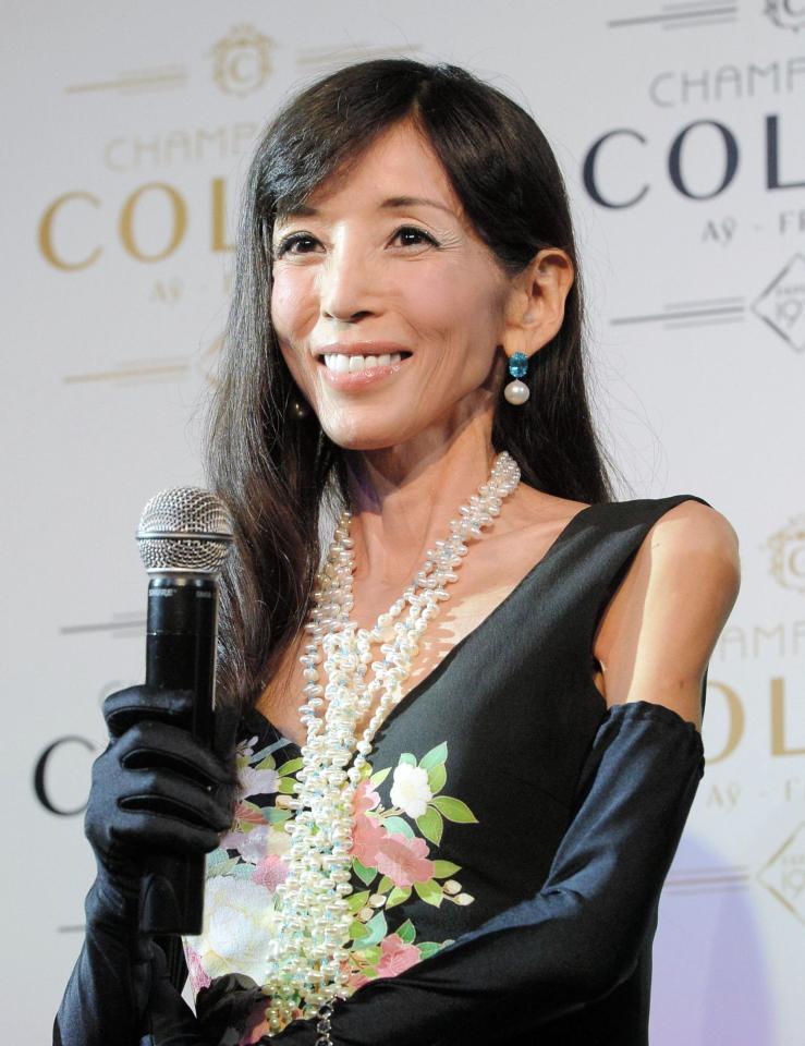 ９月７日、高級シャンパンのイベントに出席した川島なお美さん＝東京・恵比寿
