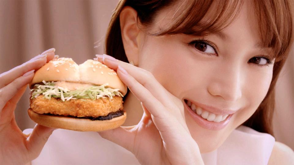 　モデルの蛯原友里