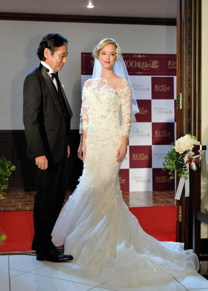 映画「アデライン、１００年目の恋」ＰＲイベントに登場したローレン・マイコラスとルー大柴＝代官山鳳鳴館（撮影・田村亮介）