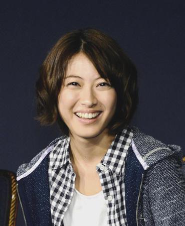 ＬＡＧＯＯＮのボーカルを務める瀧本美織