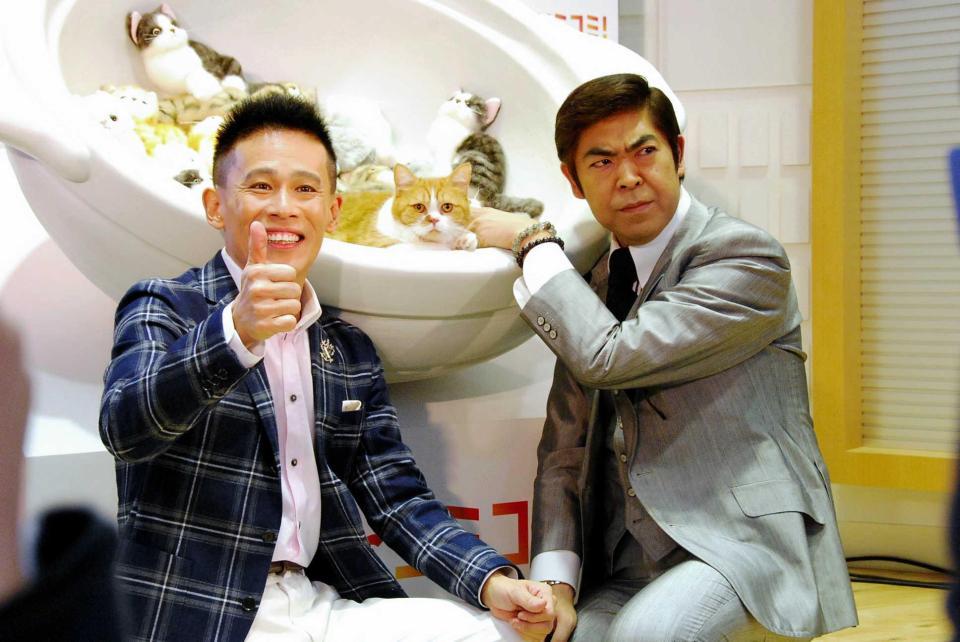 「Ｙ！ｍｏｂｉｌｅ」のＣＭでおなじみの“ふて猫”春馬君（中央）との共演を熱望した柳沢慎吾（左）とすでにＣＭ共演を果たしているゆうたろう＝東京・六本木